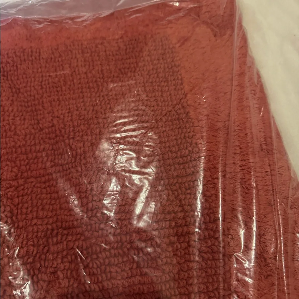 Sonoma bath rug 23x38